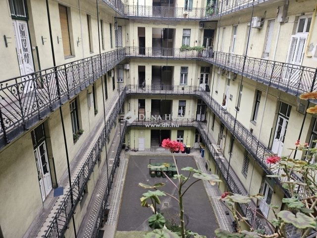 Eladó téglalakás, Budapesten, II. kerületben 182.9 M Ft