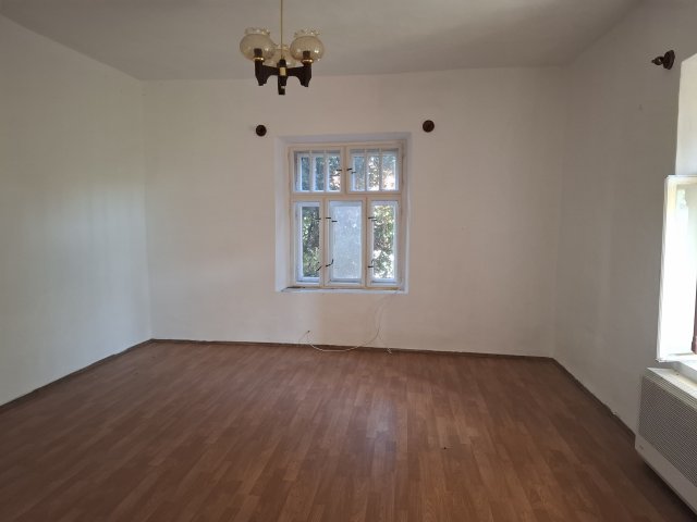 Eladó családi ház, Farmoson 19.9 M Ft, 2 szobás