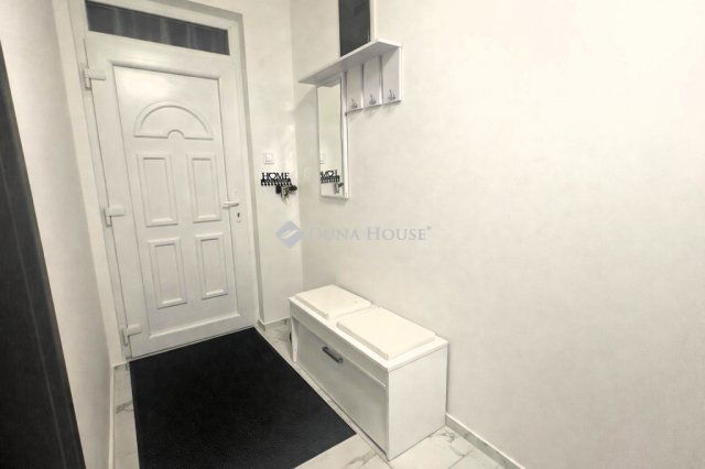 Eladó családi ház, Kecskeméten 94.99 M Ft, 5 szobás