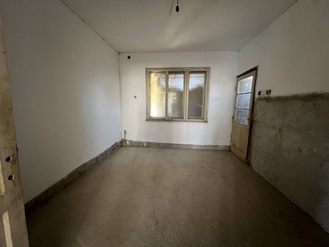 Eladó családi ház, Dévaványán 9.9 M Ft, 3 szobás