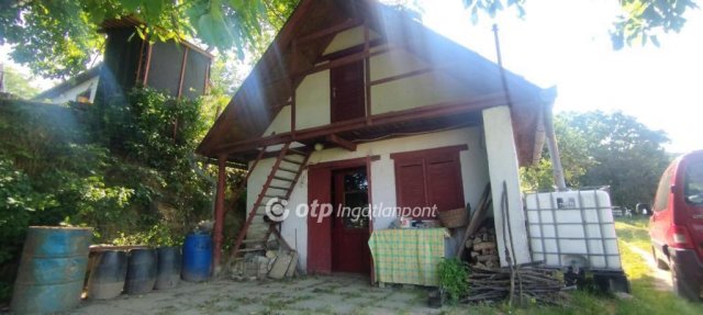 Eladó mezogazdasagi ingatlan, Szekszárdon 6.9 M Ft, 1 szobás