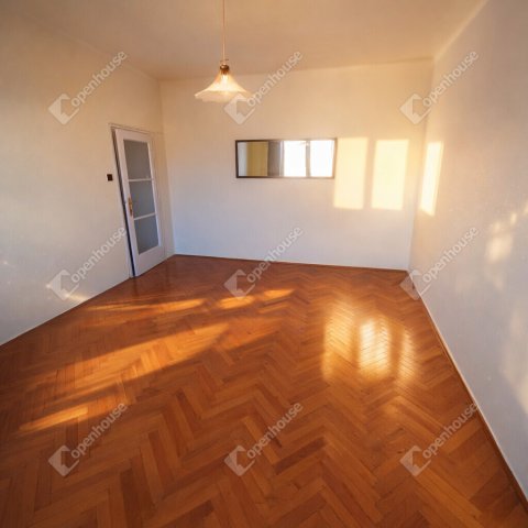 Eladó téglalakás, Székesfehérvárott 54.7 M Ft, 2 szobás