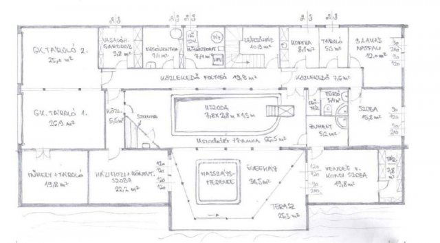 Eladó családi ház, Kápolnásnyéken 490 M Ft, 11+3 szobás