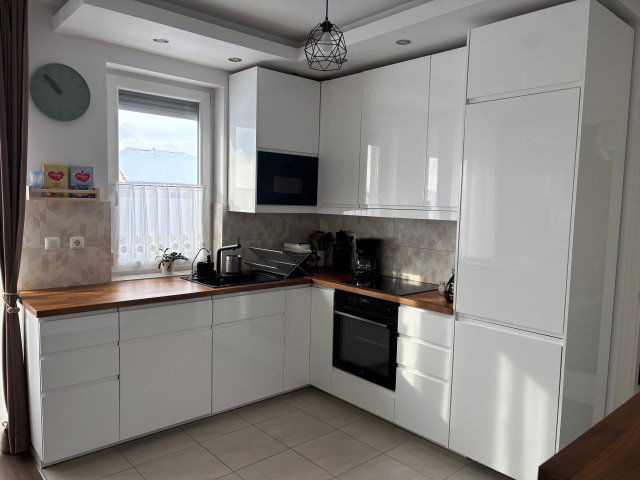 Eladó téglalakás, Dunakeszin 97.8 M Ft, 3 szobás