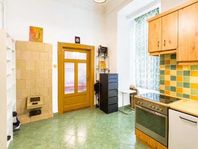 Eladó téglalakás, Budapesten, VIII. kerületben, Delej utcában