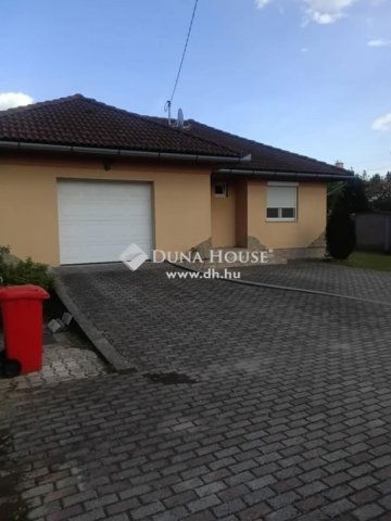 Eladó családi ház, Tokodon 115 M Ft, 4 szobás