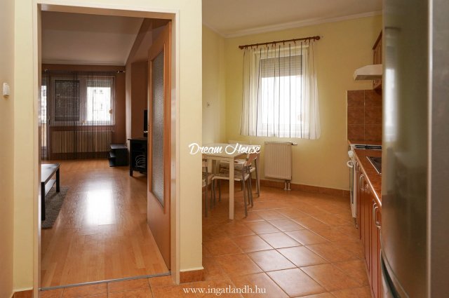Kiadó téglalakás, albérlet, Nyíregyházán 130 E Ft / hó