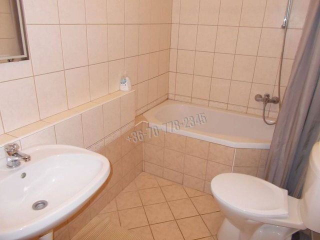 Kiadó téglalakás, albérlet, Békéscsabán, Andrássy úton