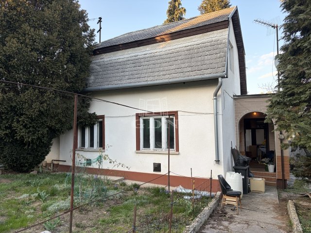 Eladó családi ház, Kerepesen 54.9 M Ft, 3+1 szobás