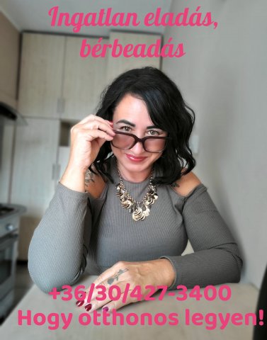 Eladó ikerház, Dunaújvárosban 82 M Ft, 3+1 szobás