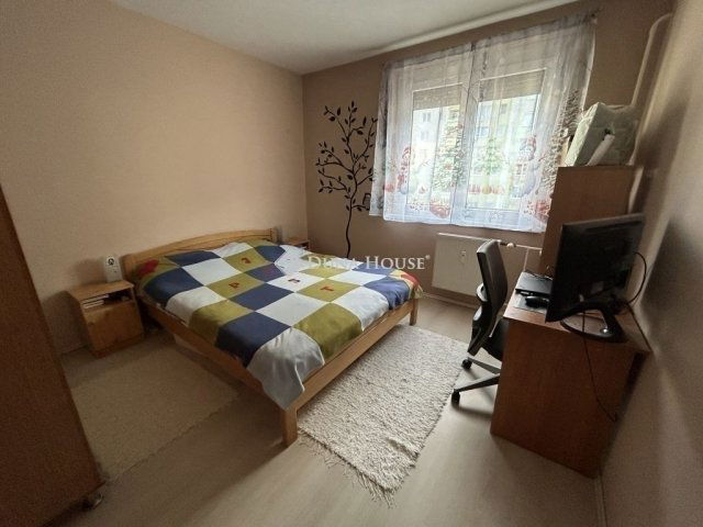 Eladó panellakás, Budapesten, III. kerületben 89.9 M Ft, 3 szobás