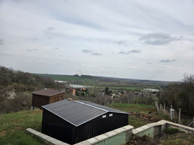 Eladó telek, Pécsett, Sas utcában 9.9 M Ft / költözzbe.hu