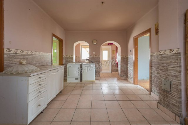 Eladó családi ház, Érsekvadkerten 7.9 M Ft, 2 szobás
