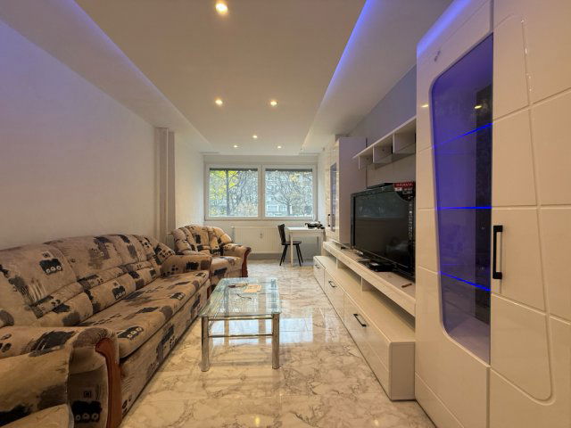 Eladó téglalakás, Budapesten, XI. kerületben, Etele úton