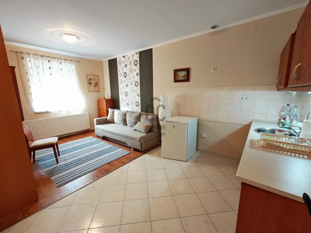 Eladó téglalakás, Ajkán 29.2 M Ft, 1 szobás