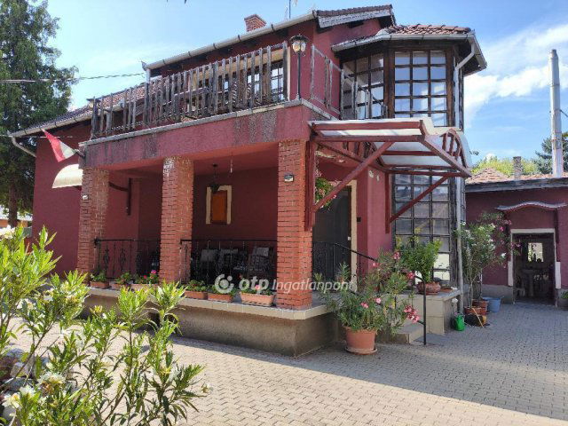 Eladó családi ház, Érden 149 M Ft, 3+3 szobás