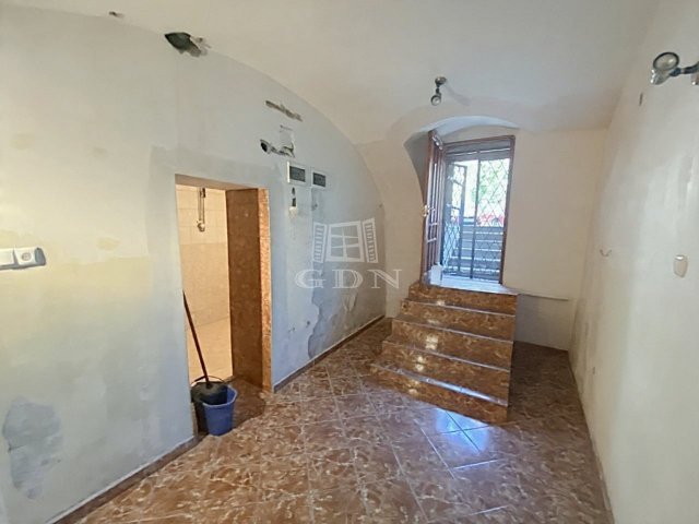 Eladó üzlethelyiség, Budapesten, VIII. kerületben 21.9 M Ft