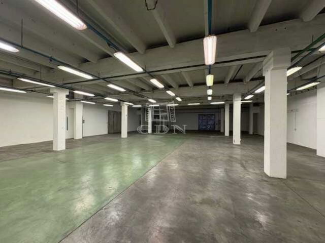 Kiadó ipari ingatlan, Kecskeméten 1560 E Ft / hó