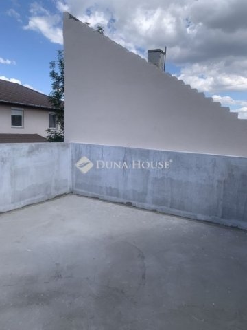 Eladó téglalakás, Budapesten, XX. kerületben 69.9 M Ft, 3 szobás