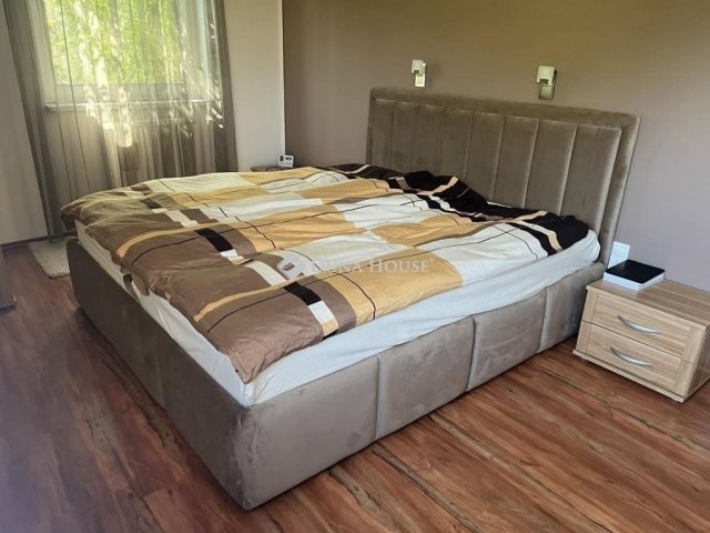 Eladó téglalakás, Kecskeméten 88 M Ft, 3 szobás