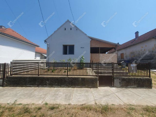 Eladó családi ház, Csokonyavisontán 21.9 M Ft, 1 szobás