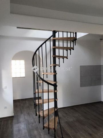 Eladó családi ház, Budapesten, XVIII. kerületben 115.3 M Ft