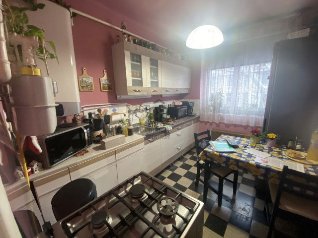 Eladó téglalakás, Vácon 67.9 M Ft, 2 szobás