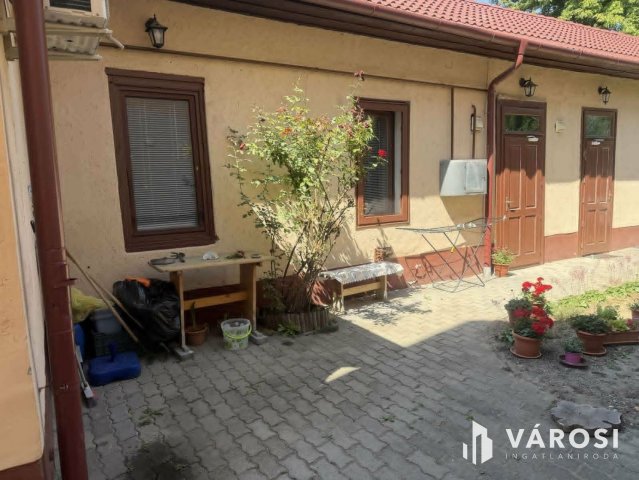 Kiadó családi ház, albérlet, Debrecenben 160 E Ft / hó