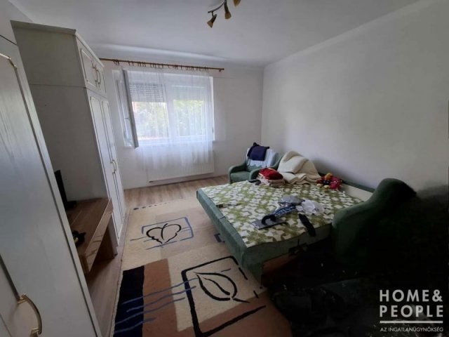 Eladó családi ház, Szegeden 88.99 M Ft, 2+2 szobás