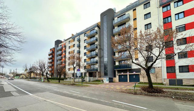 Eladó garázs, Budapesten, XIII. kerületben 5.9 M Ft