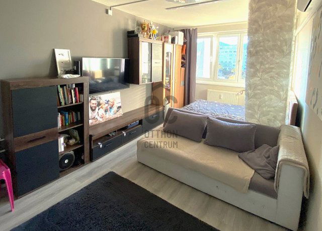 Eladó panellakás, Budapesten, III. kerületben 94 M Ft, 3 szobás