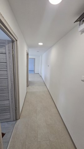 Eladó téglalakás, Komlón 34.4 M Ft, 2 szobás