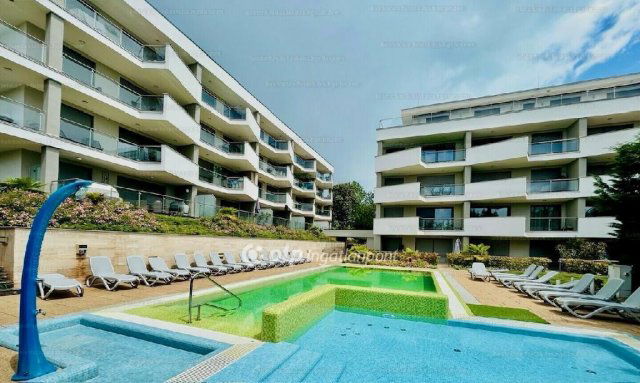 Eladó téglalakás, Balatonfüreden 270 M Ft, 4 szobás