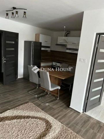 Kiadó téglalakás, albérlet, Hajdúszoboszlón 200 E Ft / hó