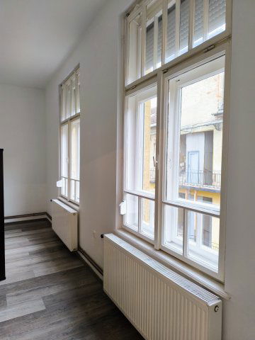 Kiadó téglalakás, albérlet, Miskolcon 145 E Ft / hó, 1 szobás