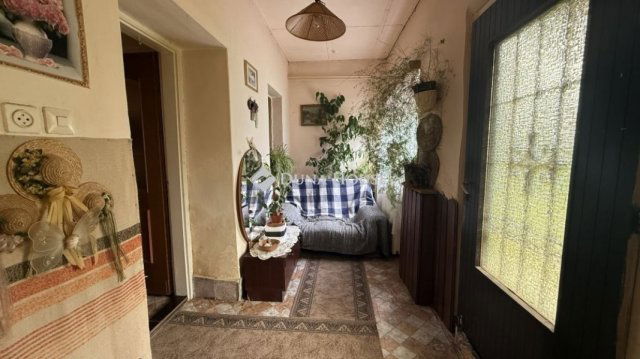 Eladó családi ház, Csényén 20.5 M Ft, 3 szobás