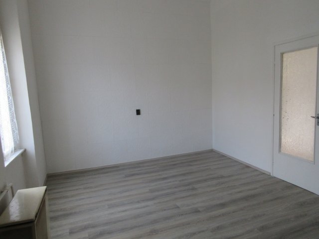 Eladó családi ház, Debrecenben 33.9 M Ft, 2 szobás