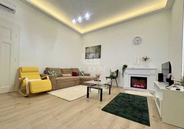 Eladó téglalakás, Budapesten, VIII. kerületben 78 M Ft, 2 szobás