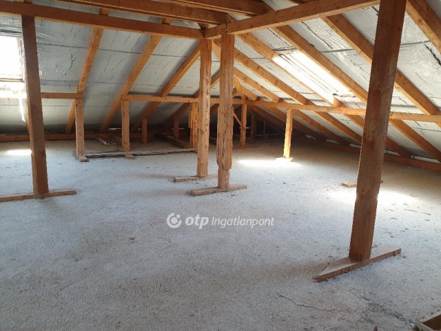 Eladó sorház, Kerepesen 62.9 M Ft, 4 szobás