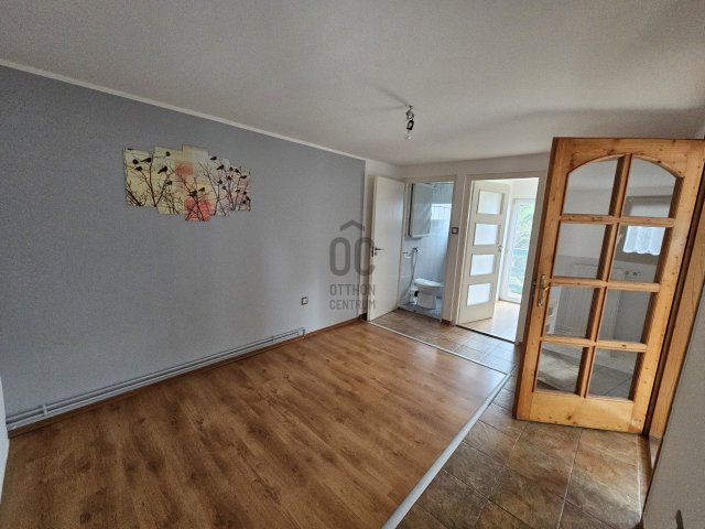 Eladó nyaraló, Kőszegen 45.9 M Ft, 2 szobás