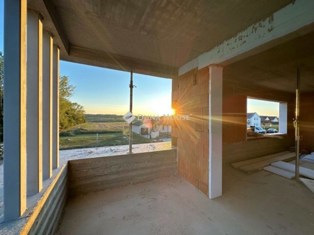 Eladó téglalakás, Kozármislenyen 91.5 M Ft, 4 szobás