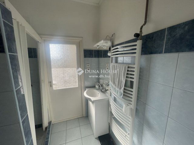 Eladó családi ház, Diósdon 138.9 M Ft, 5 szobás