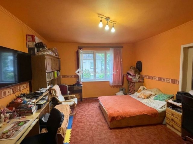 Eladó családi ház, Hódmezővásárhelyen 70 M Ft, 5 szobás