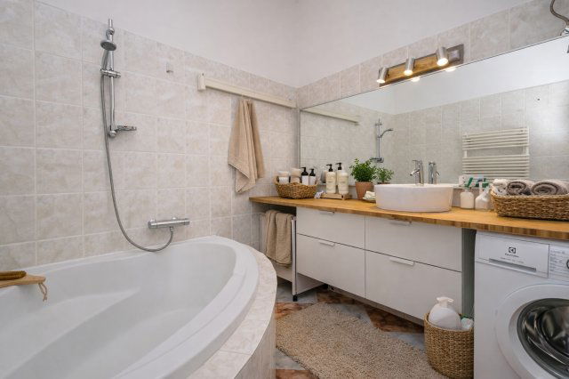 Kiadó téglalakás, albérlet, IX. kerületben, Mester utcában