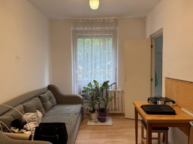 Eladó panellakás, Pécsett 32.5 M Ft, 2 szobás