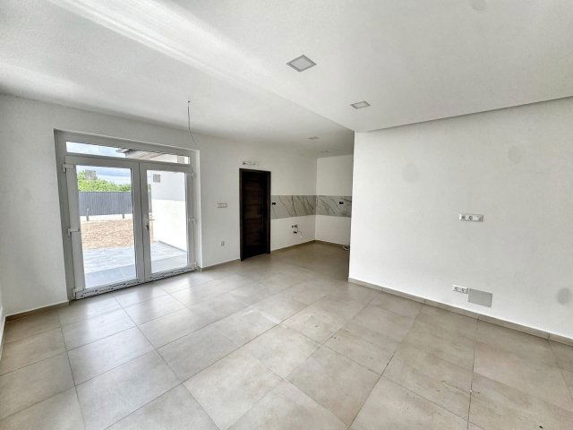 Eladó családi ház, Nyírpazonyon 81.99 M Ft, 4 szobás