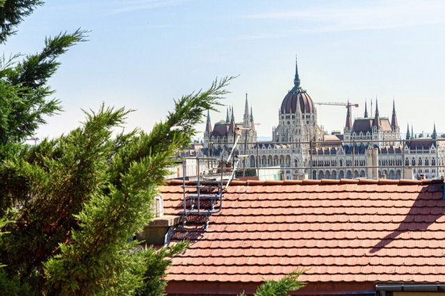 Kiadó téglalakás, albérlet, Budapesten, I. kerületben, 3 szobás