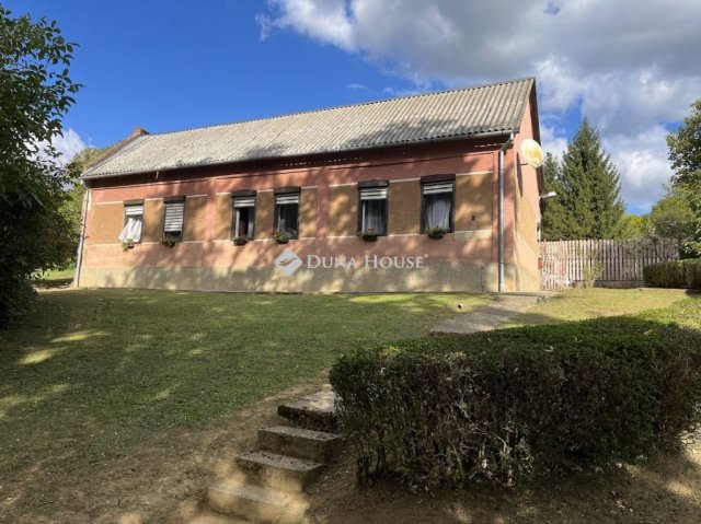 Eladó családi ház, Gödrén 30 M Ft, 4 szobás