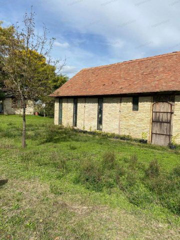 Eladó mezogazdasagi ingatlan, Lajosmizsén 205 M Ft, 22+4 szobás