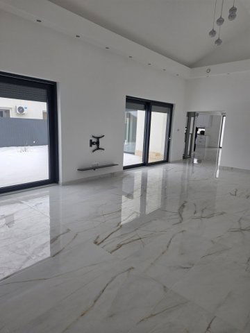 Eladó családi ház, Vecsésen, Magdolna utcában 245 M Ft